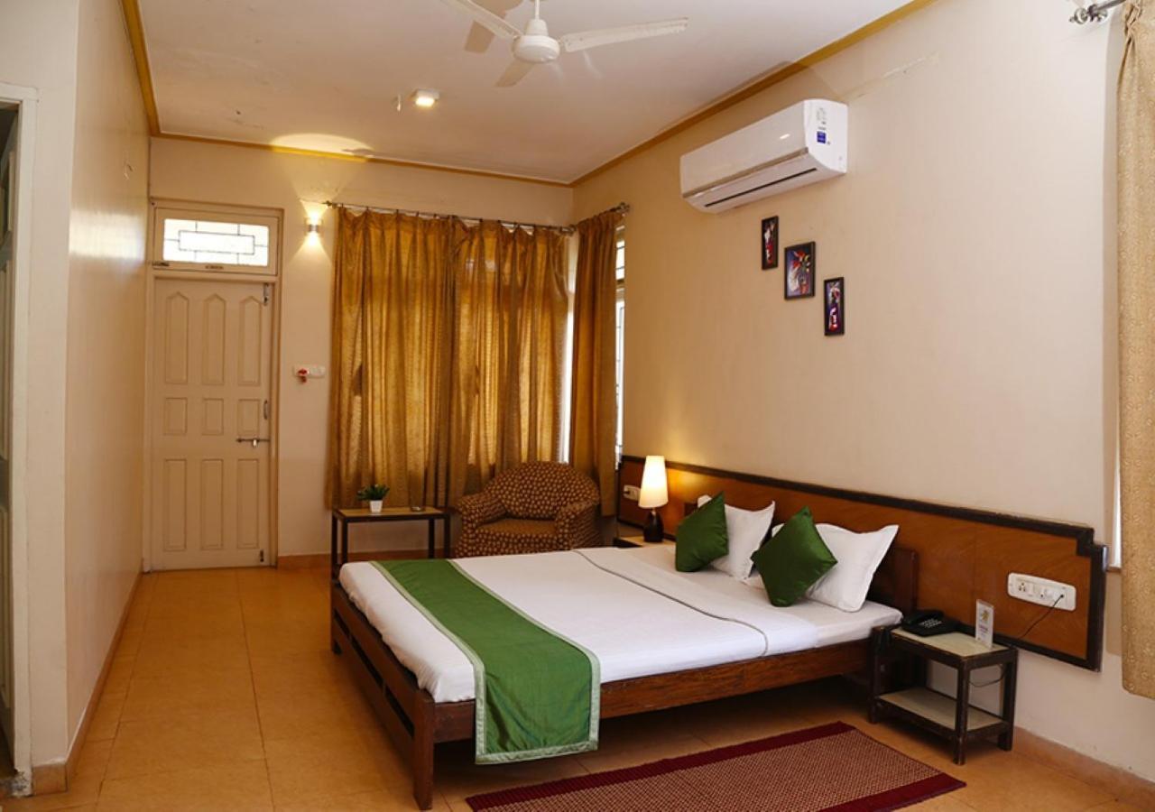 Hotel Durvankur 甘帕普拉 外观 照片