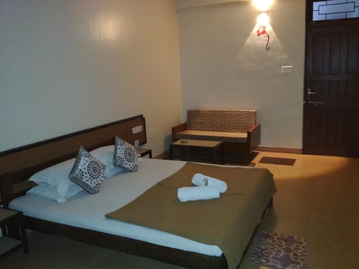 Hotel Durvankur 甘帕普拉 外观 照片